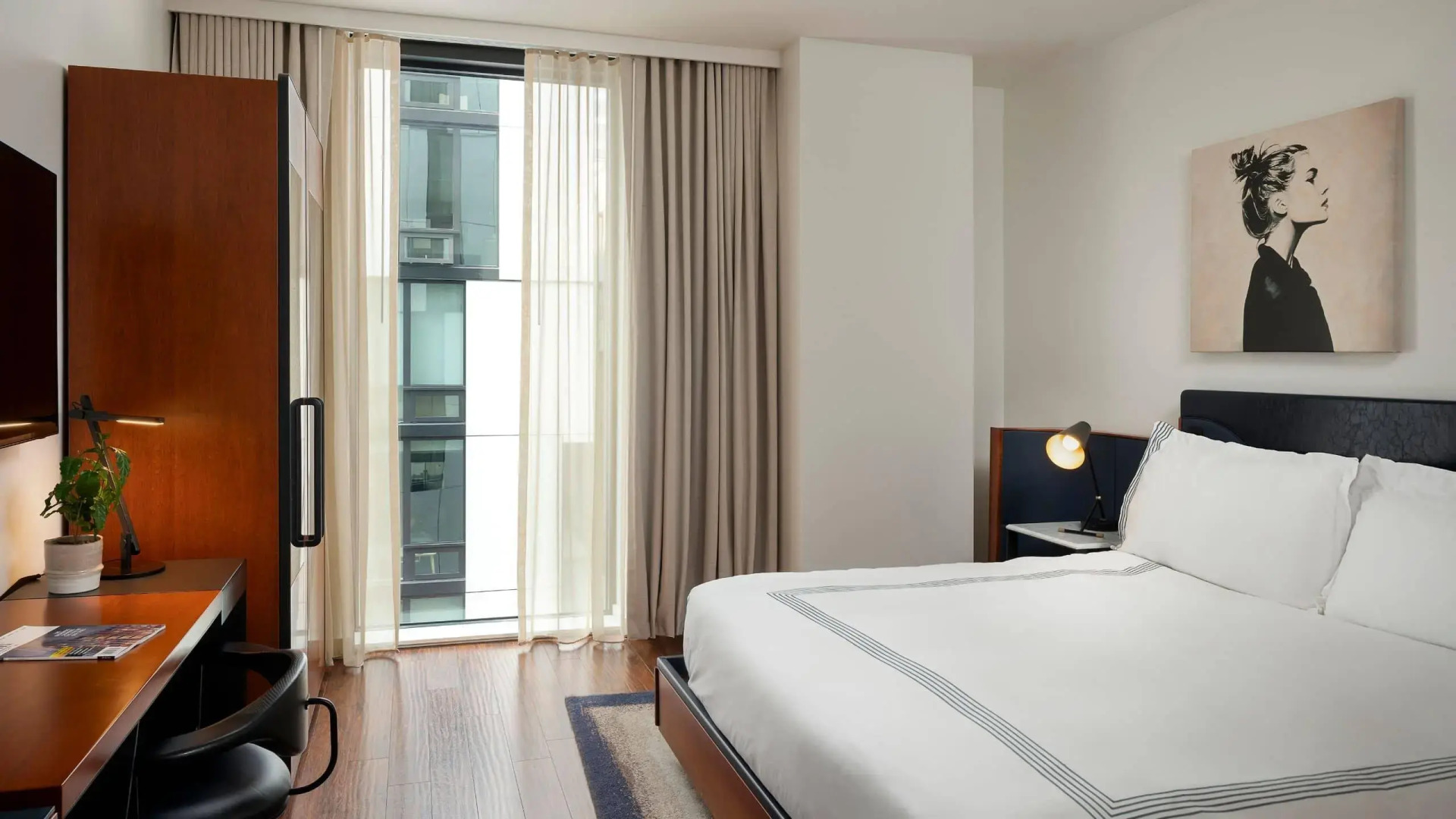 Thompson Seattle, by Hyatt