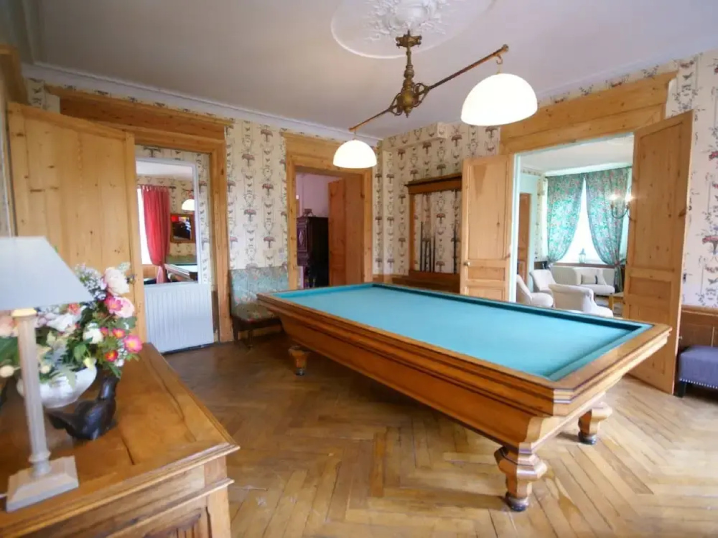 Pleasant Cottage in Asnieres With Terrace