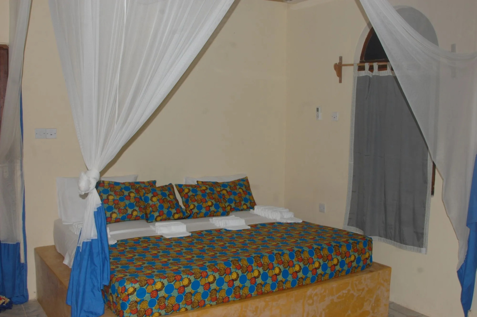 Blue Earth Beach Bungalows