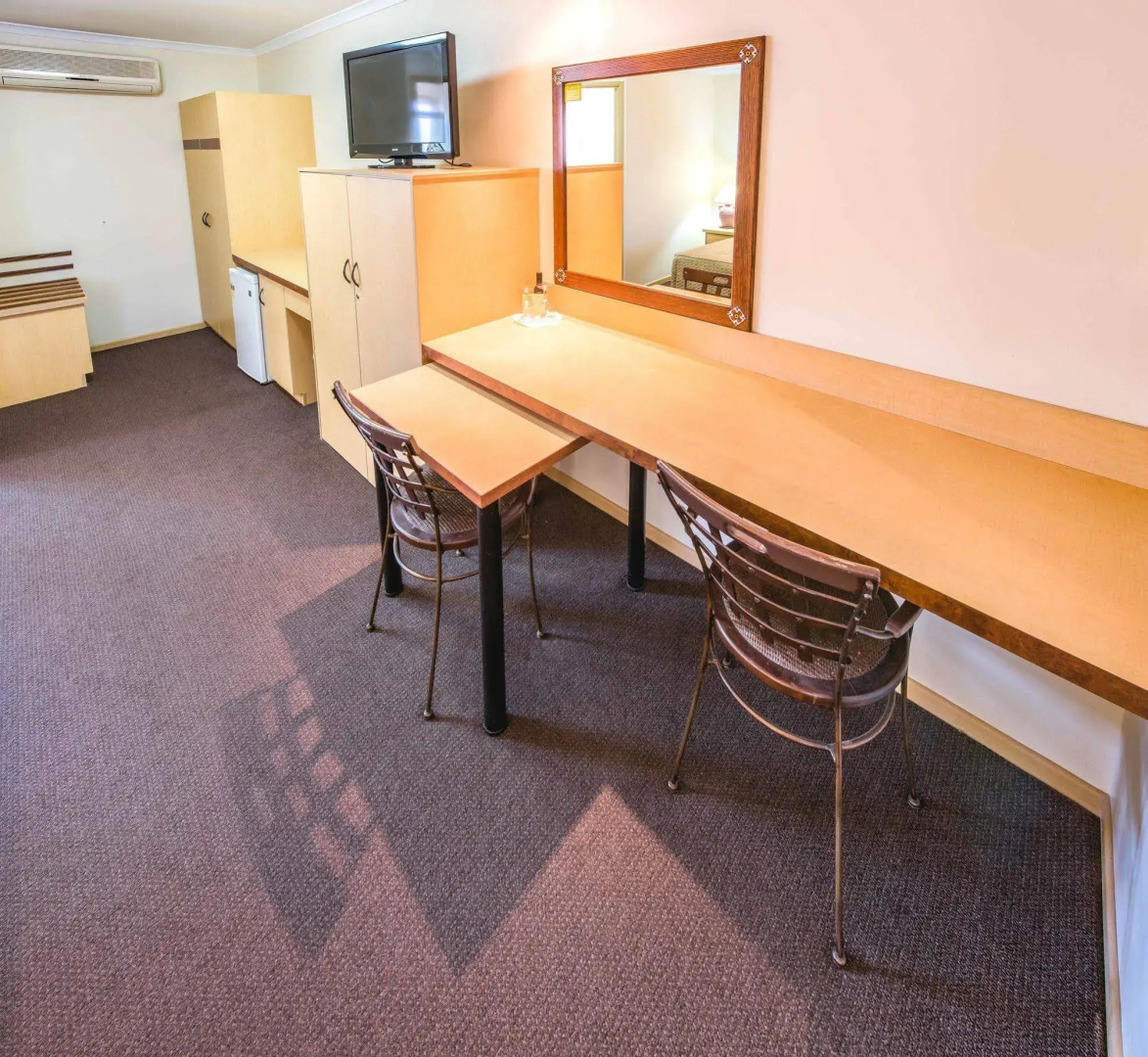 Villa Mirasol Motor Inn