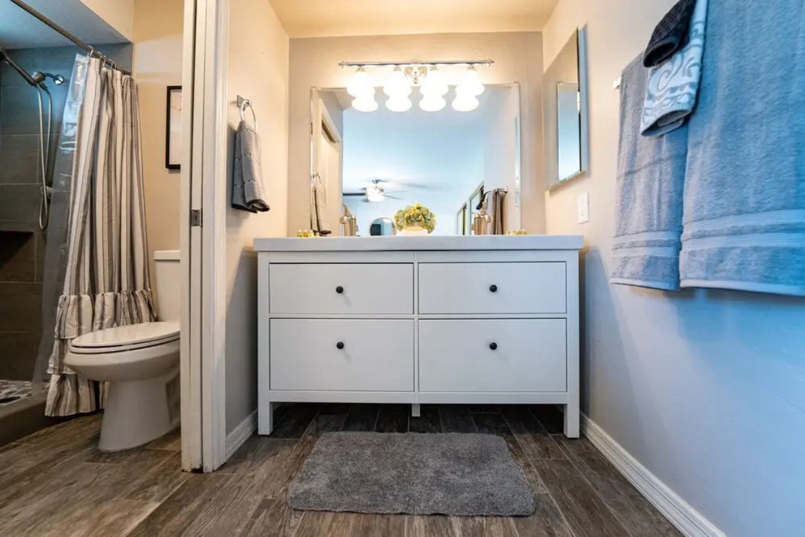 Mcnair Chandler 4 Bedroom Home by RedAwning