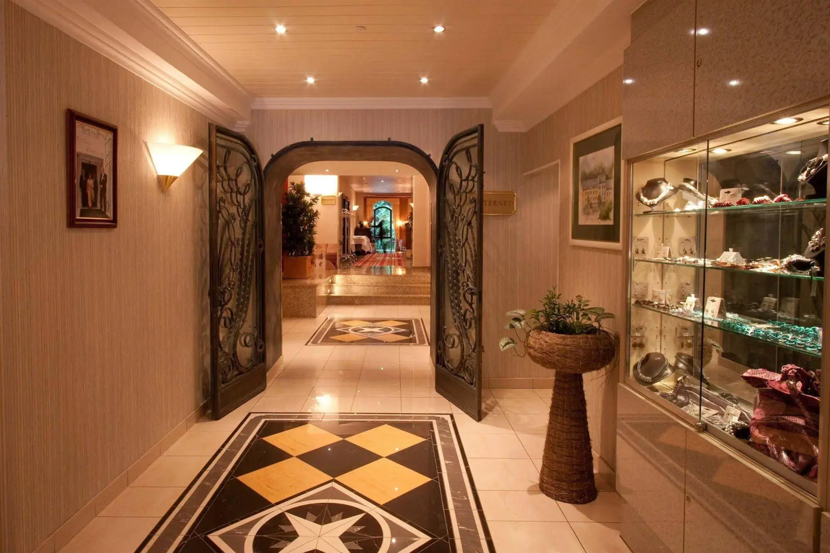 Koener Hotel & Spa
