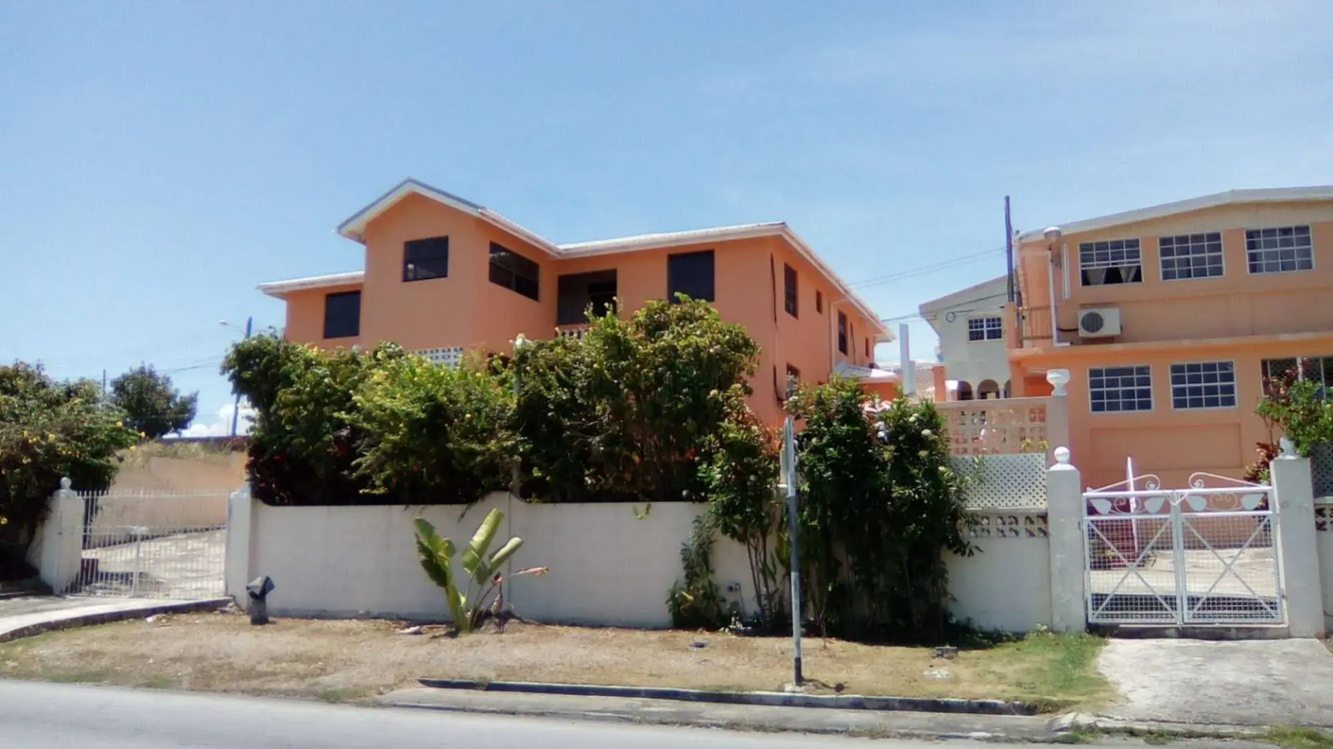 Shonlan Inn and Apartments