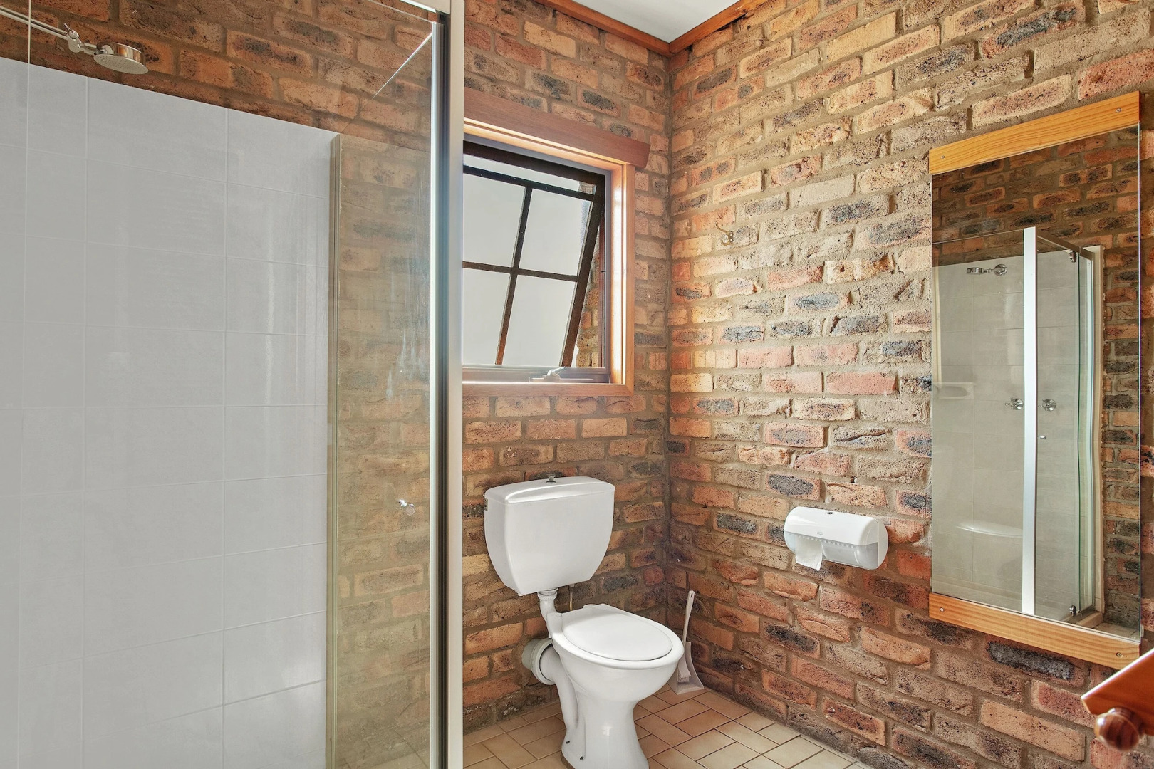 The Settlement Historic Hotel