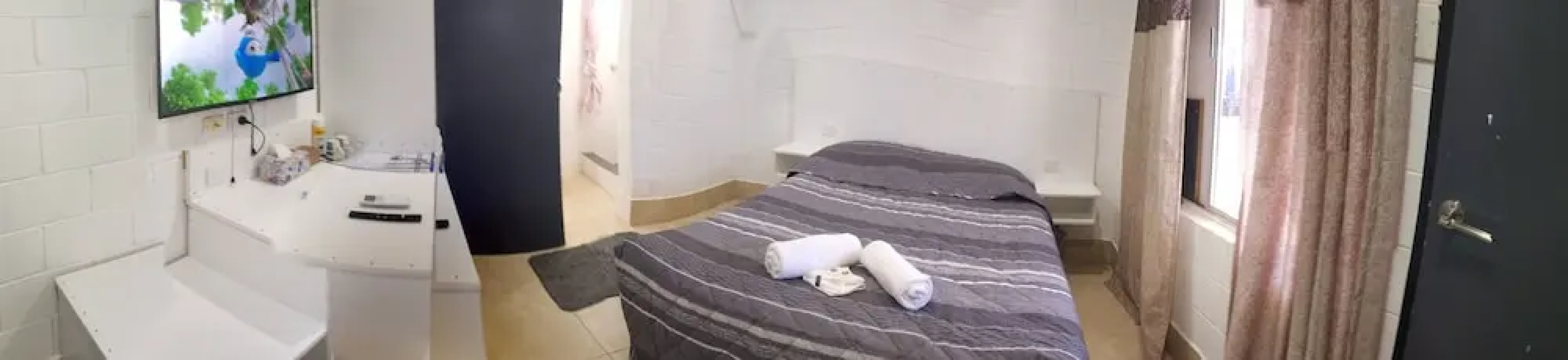 The Oxford Hotel Motel