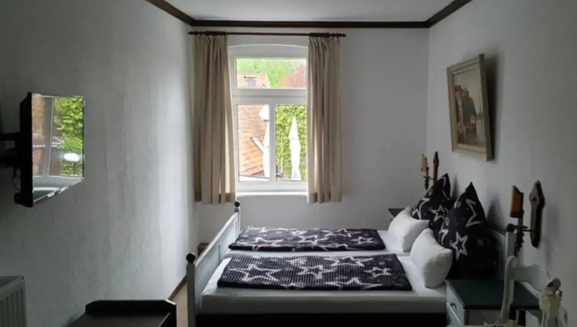 Haduloha Hotel & Restaurant