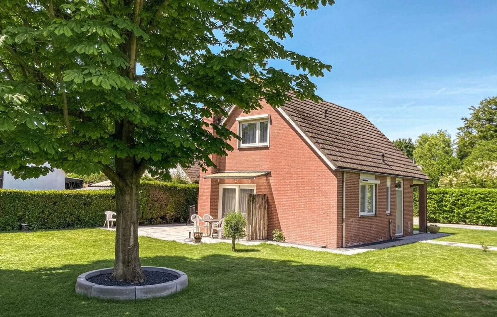 Awesome Home in Bruinisse With Wifi and 4 Bedrooms