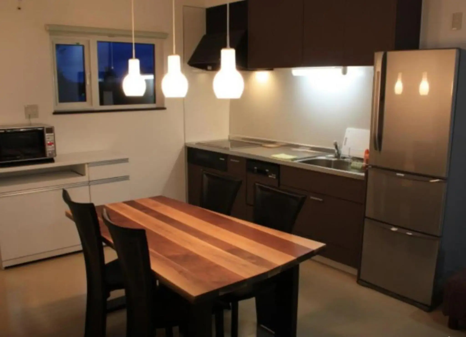Tsuru Apartments
