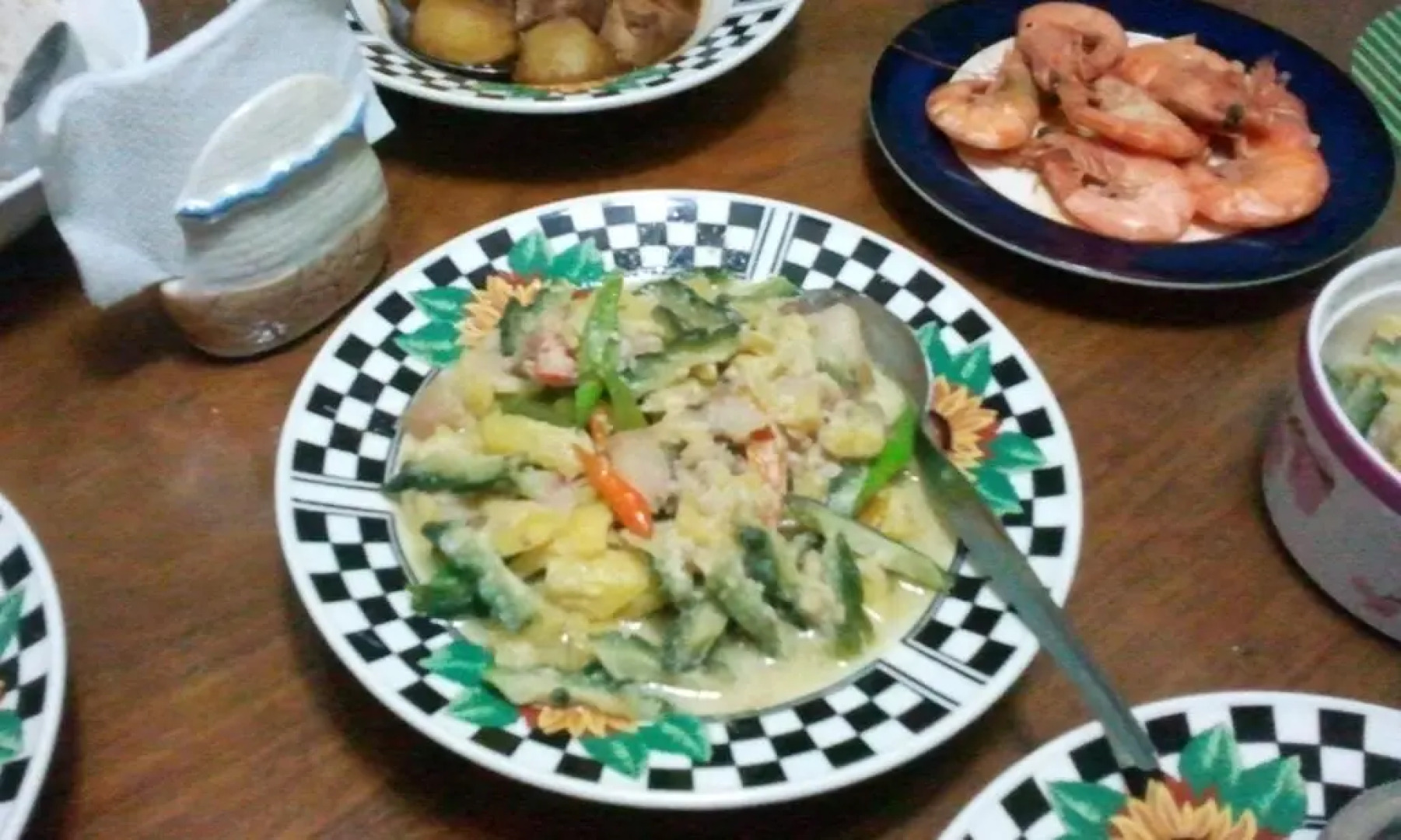 Donsol Aguluz Homestay