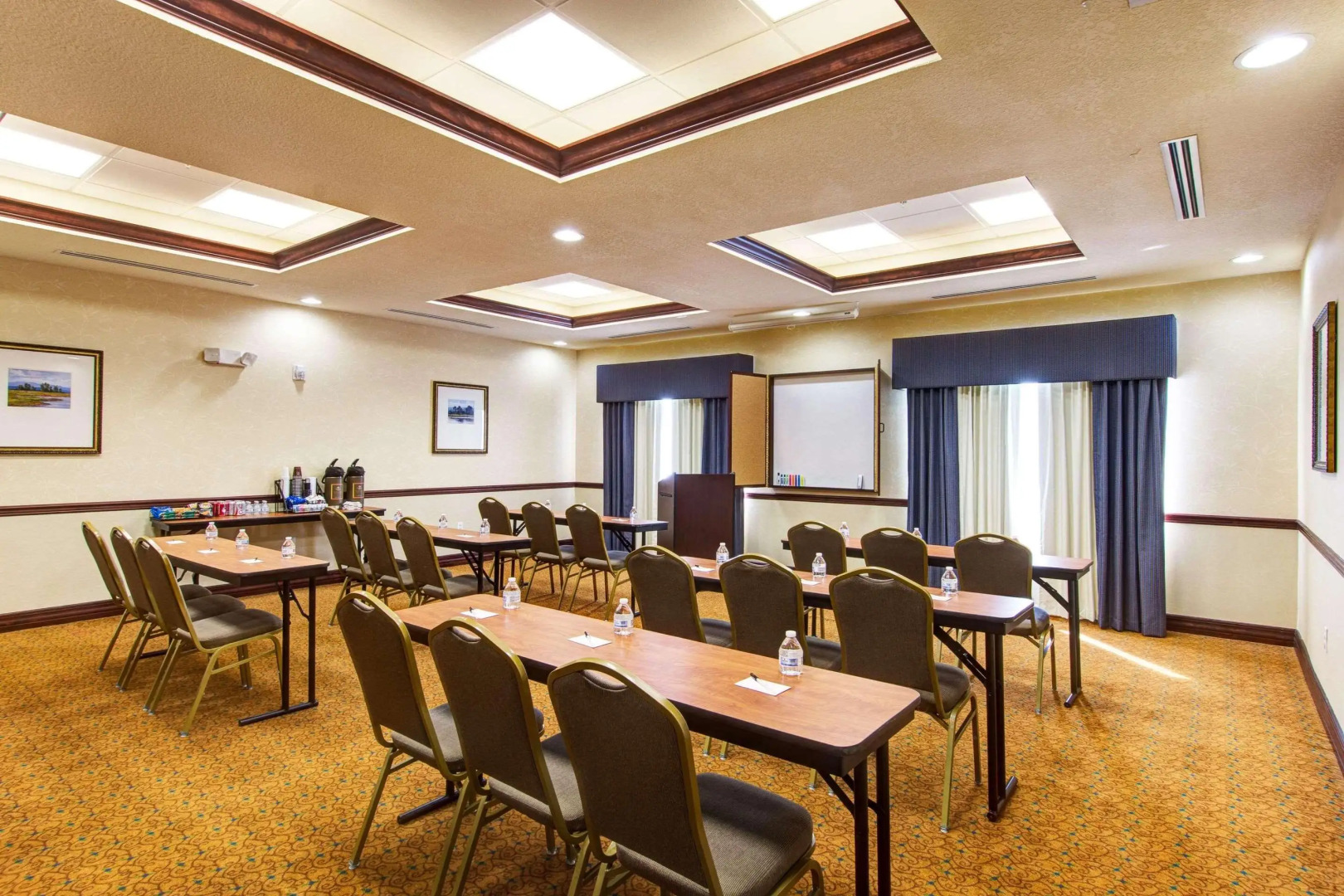 Country Inn & Suites by Radisson, St. Petersburg - Clearwater, FL