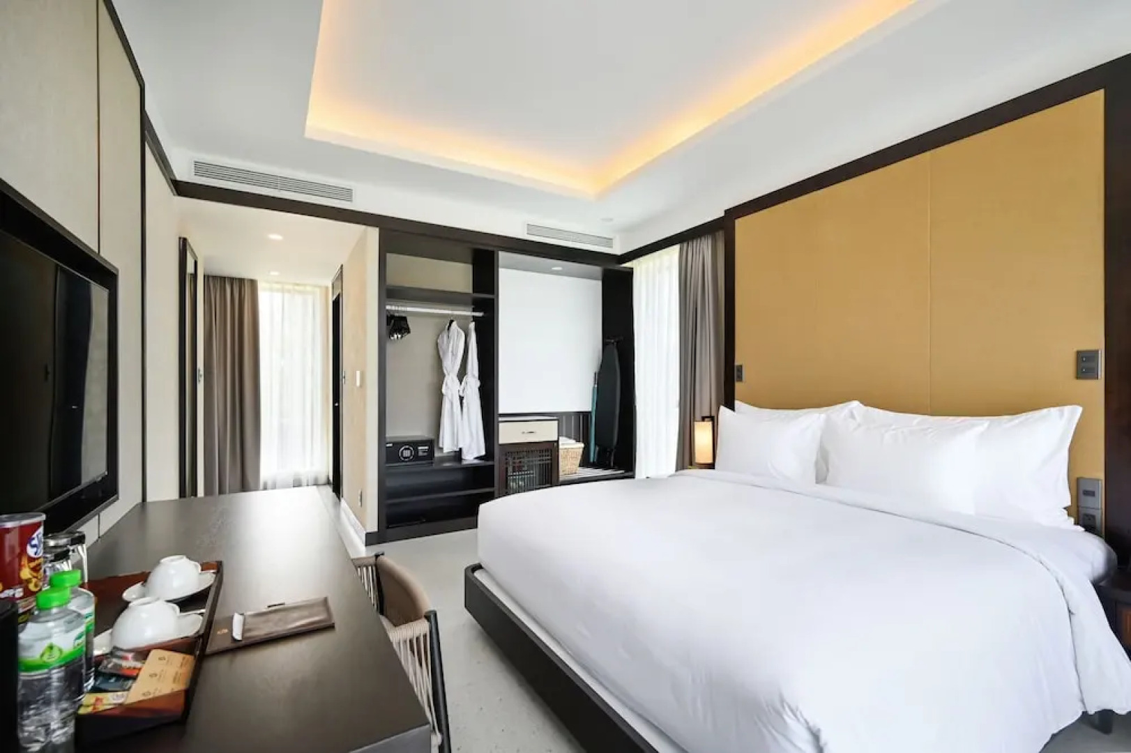 Emerald Ho Tram Resort