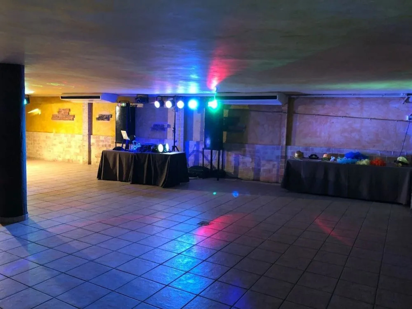 Hospedium Hotel Los Periquitos