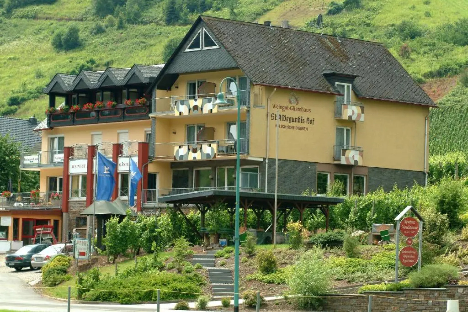 Wein- und Gästehaus St. Aldegundishof