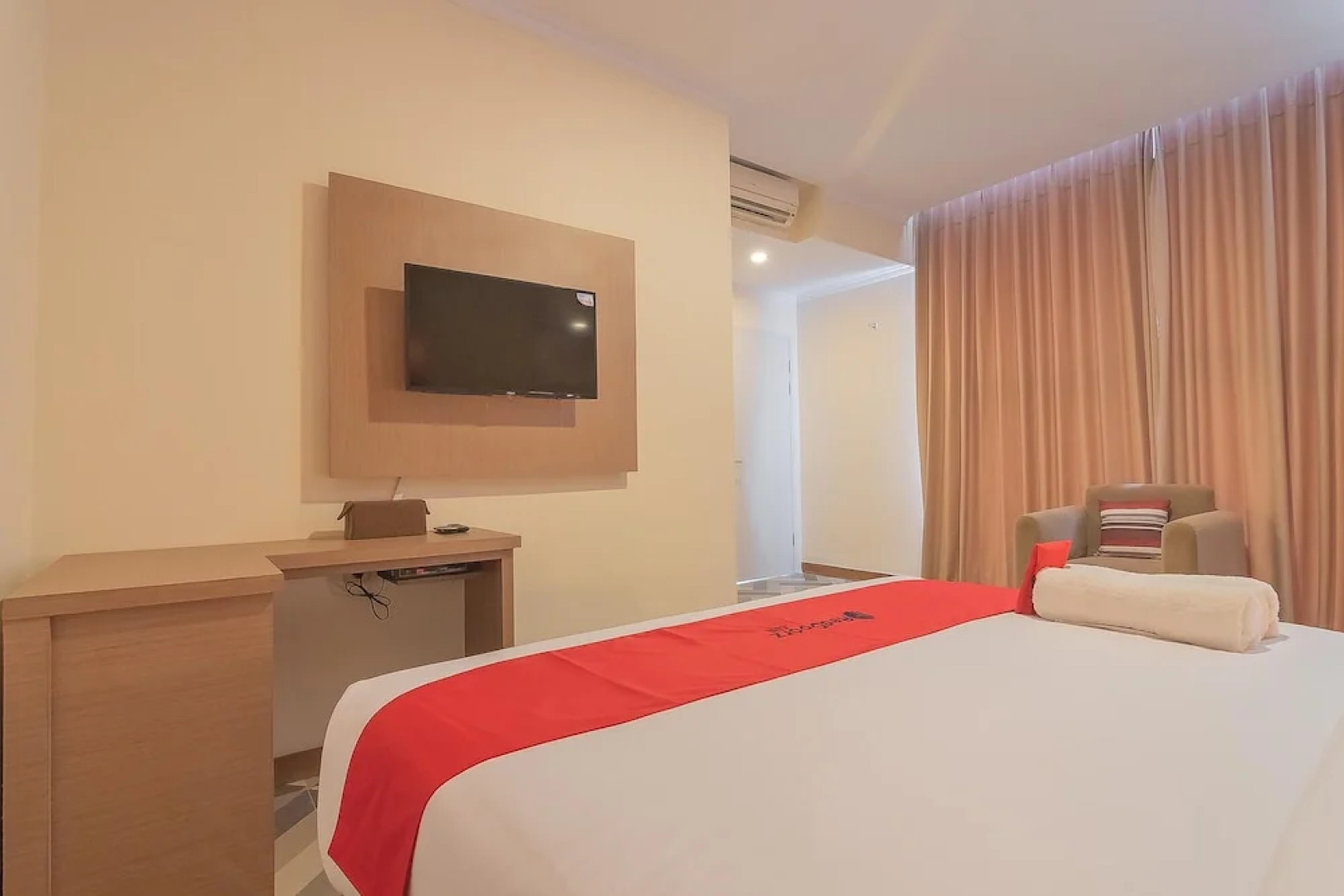 RedDoorz Syariah @ Villa Grand Mutiara Tasikmalaya