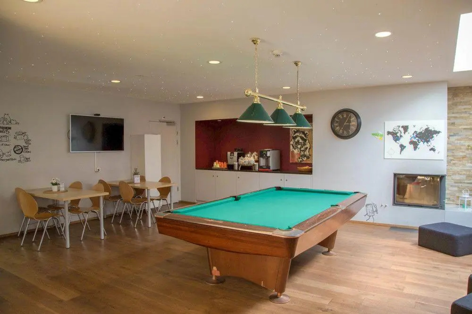 Hyve Hotel Basel - Hostel