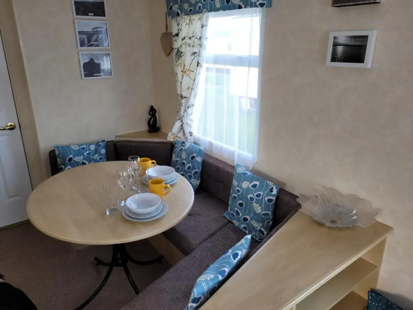 341 Family Caravan at Marine Holiday Park, sleeps 6