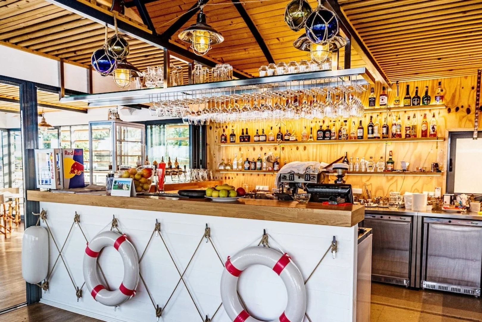 Yachter Club Modra Cajka