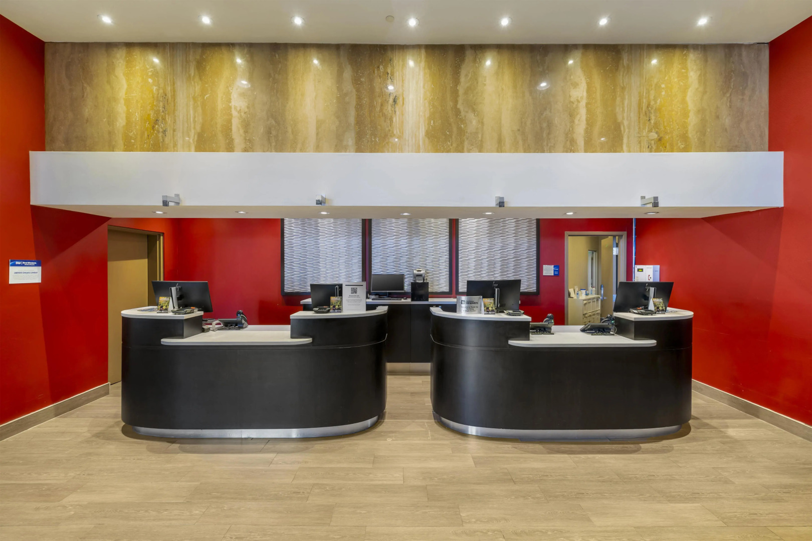 Best Western Plus Waterfront Hotel