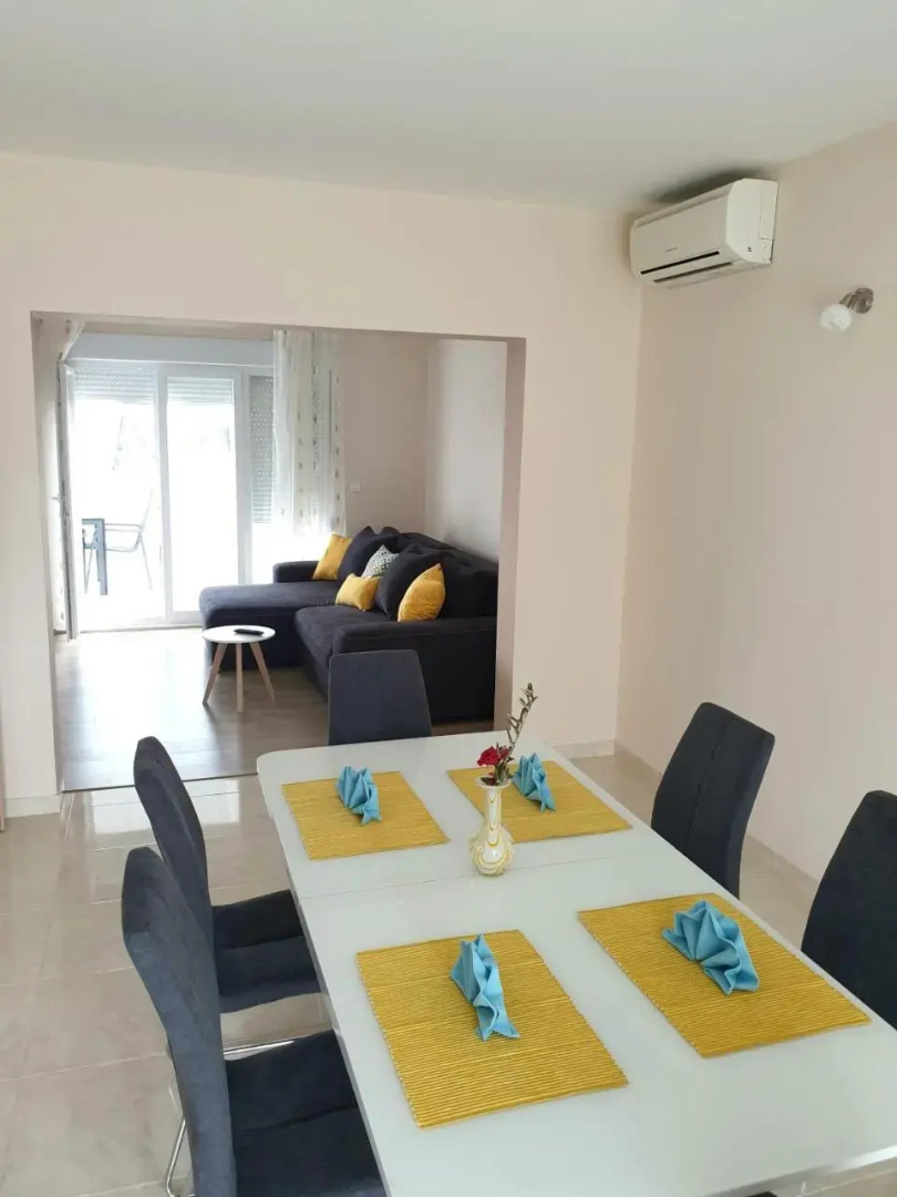 Apartment Milton
