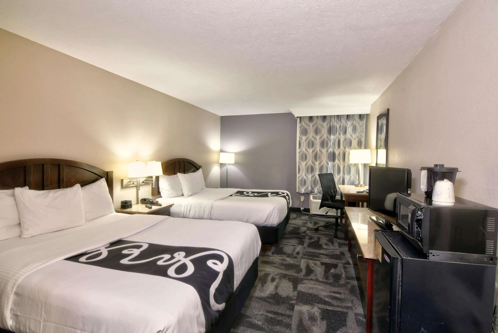 La Quinta Inn & Suites by Wyndham Springfield South