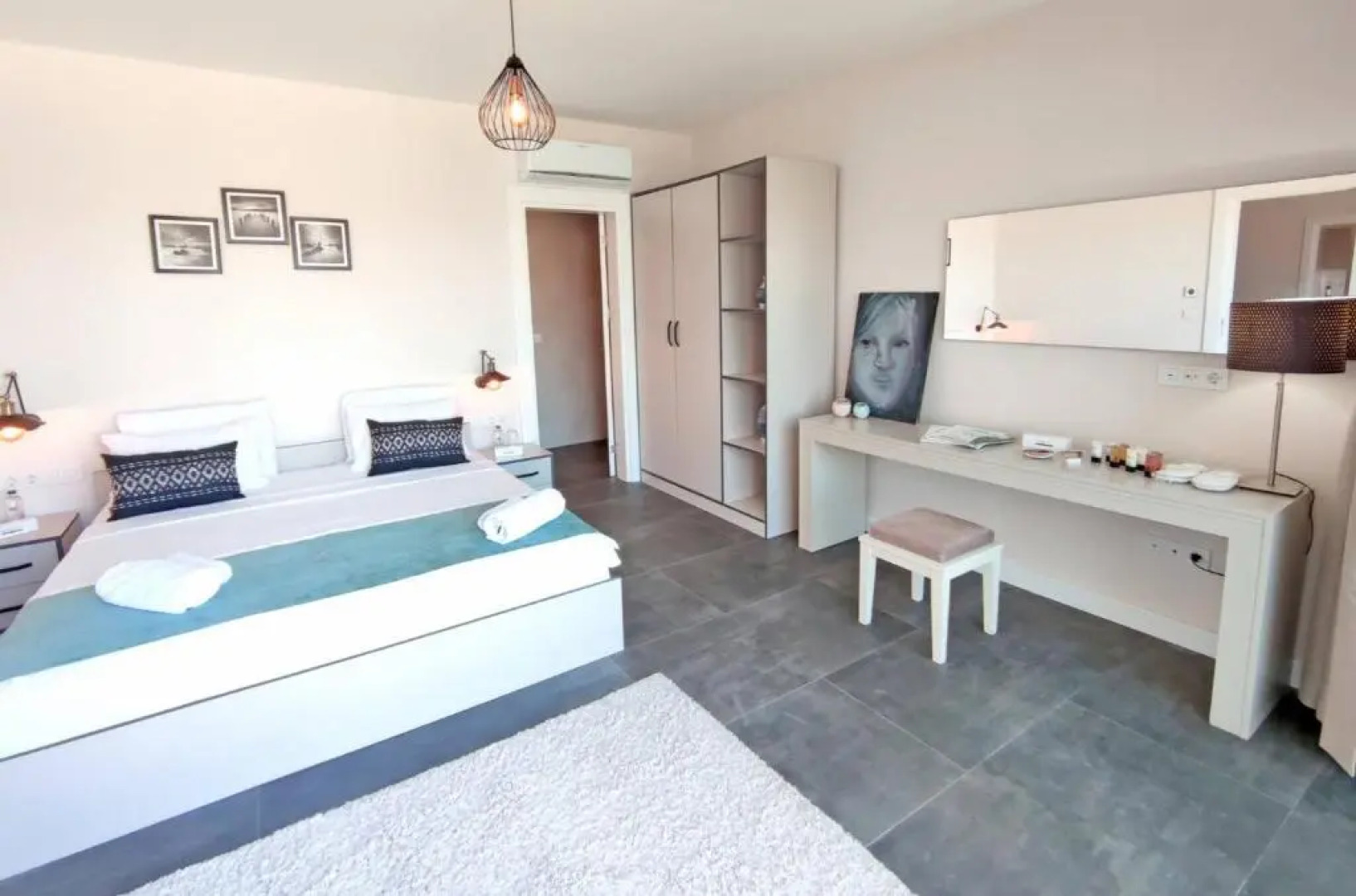 5 Bedroom Luxury Villa With Private Pool and Private Beach in Bodrum-gumusluk 2