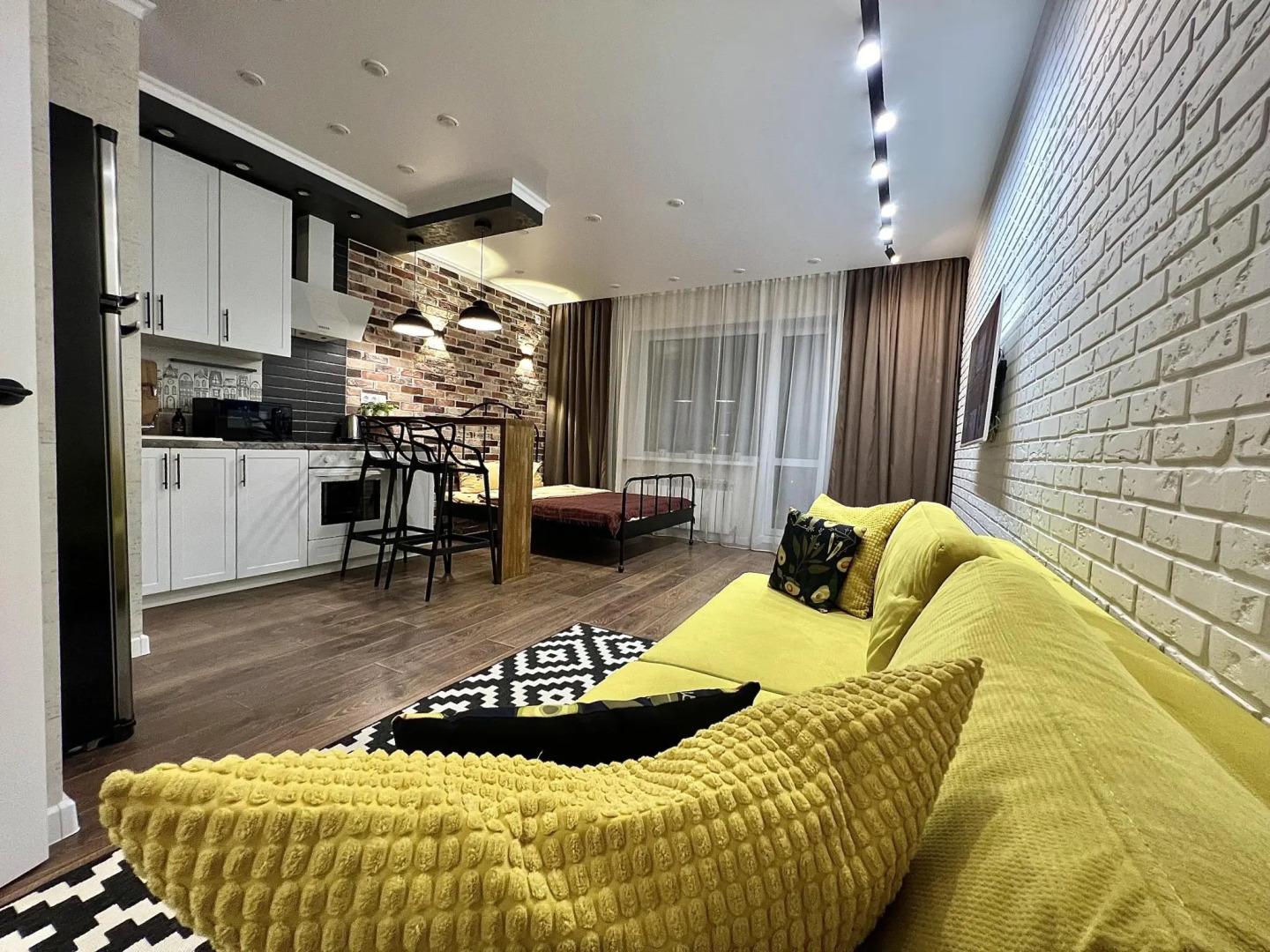 Rental Family Rooms (Рентал Фэмили) на проспекте Труда