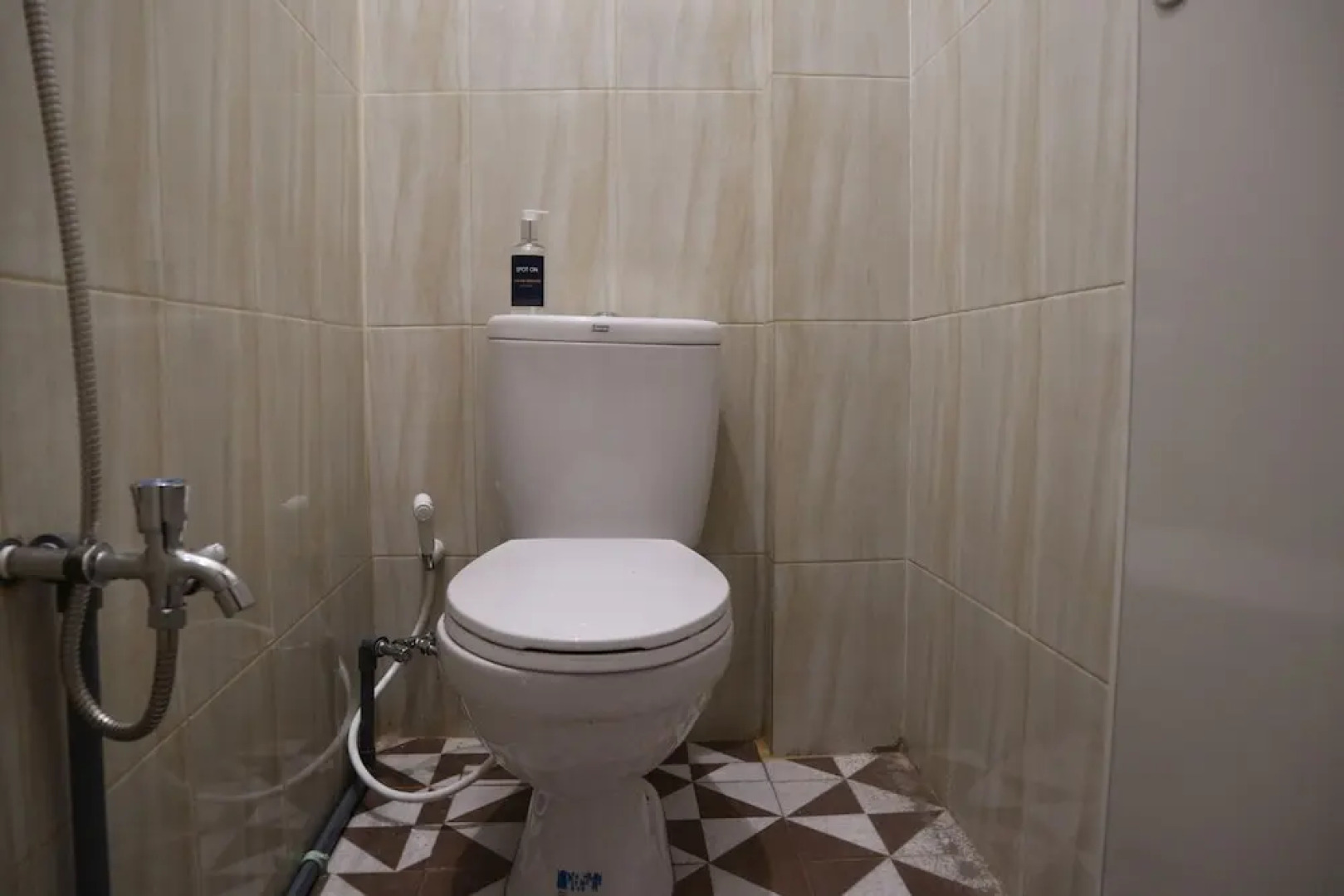 SPOT ON 1772 Hotel Penginapan Cemara Syariah