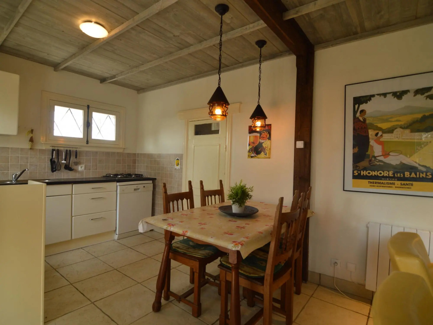 Unique Child-friendly Holiday Home in Saint-Honore-les-Bains