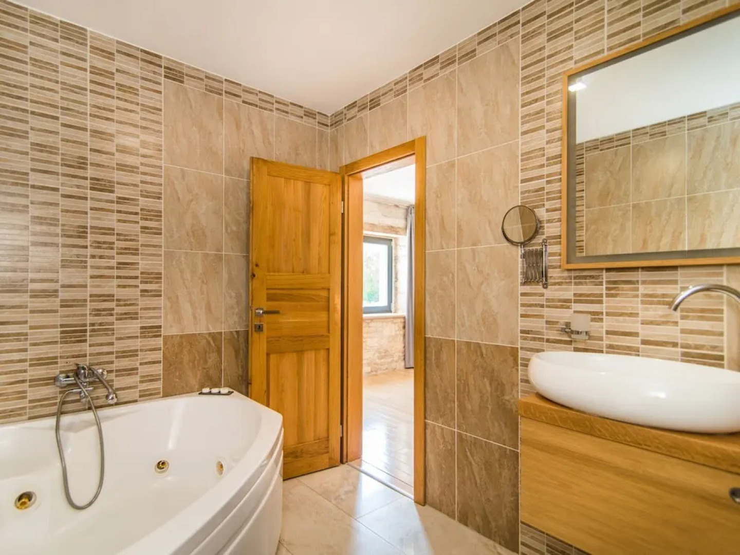 Stunning Villa in Kringa With Swimming Pool