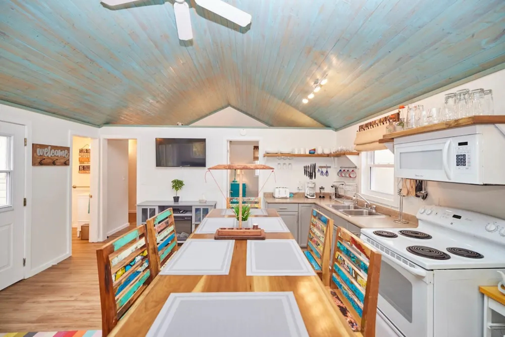 Lake Haven Beach Resort