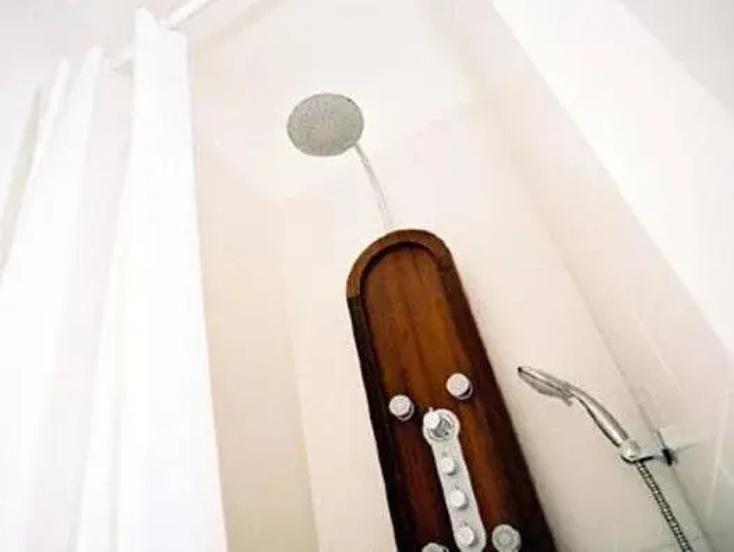 Maison DHôtes LArbre Rouge