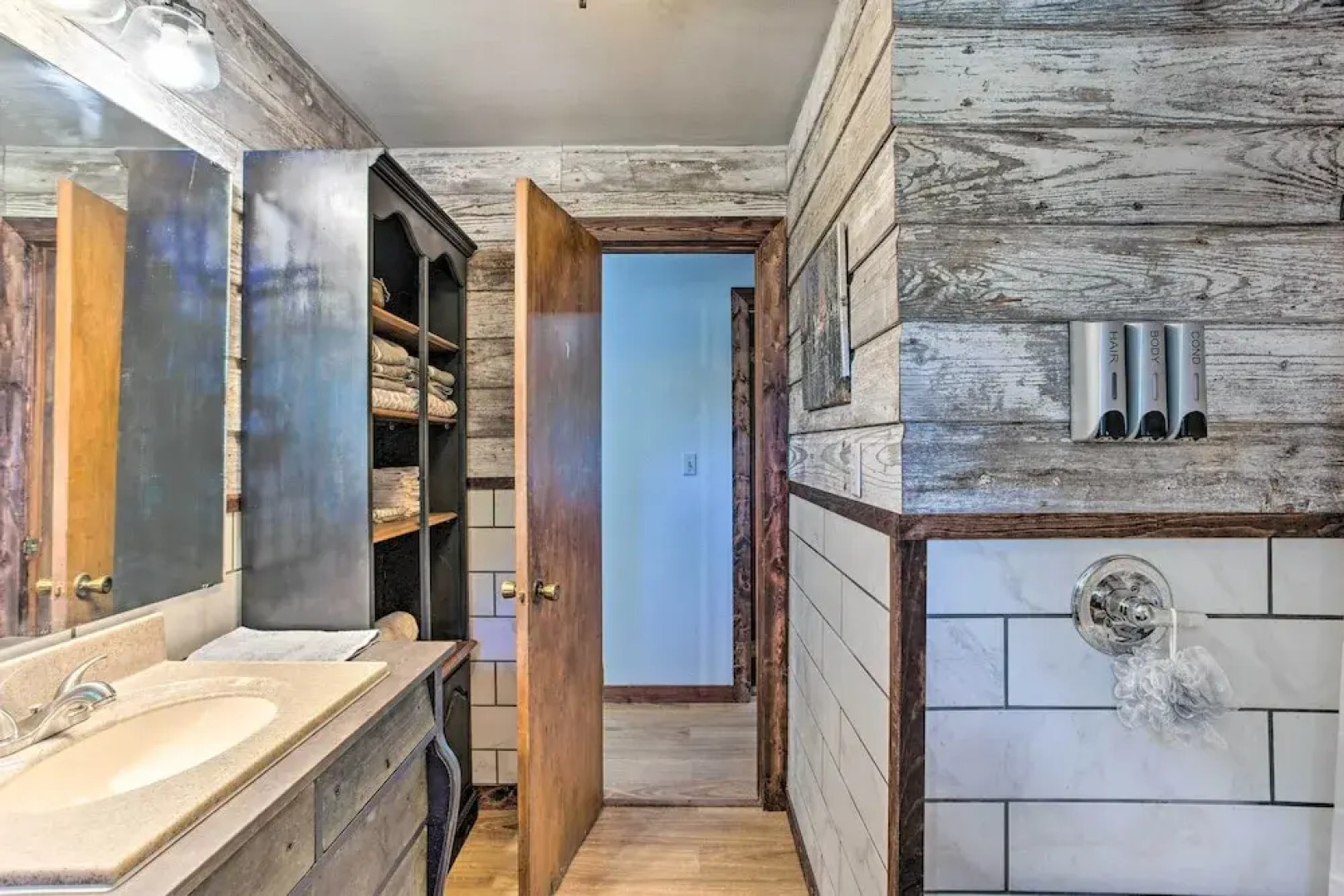 Lovely 'anna Fink House' w/ Patio & Fire Pit