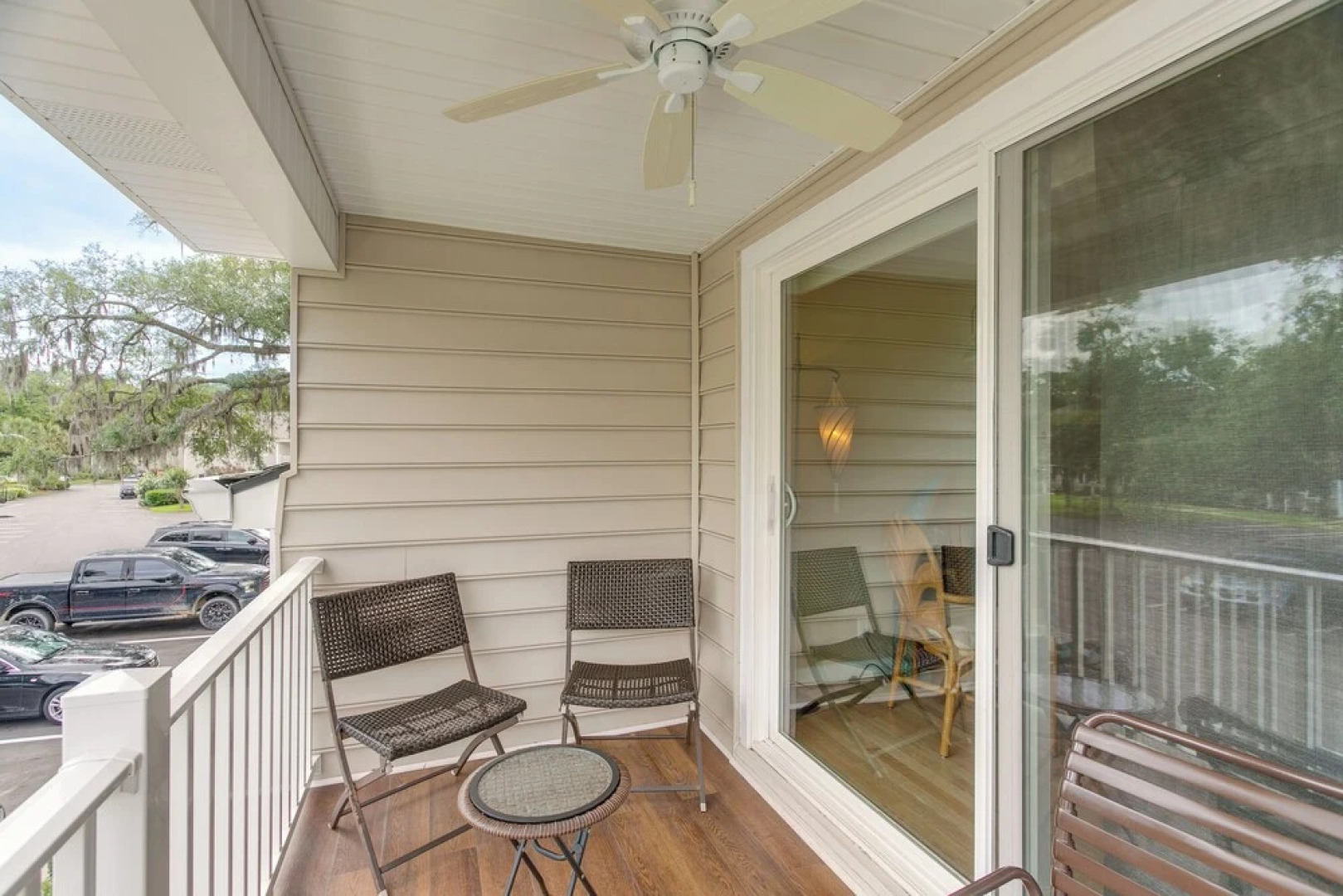 Resort-style Condo in St Simons ~ 1 Mi to Pier!