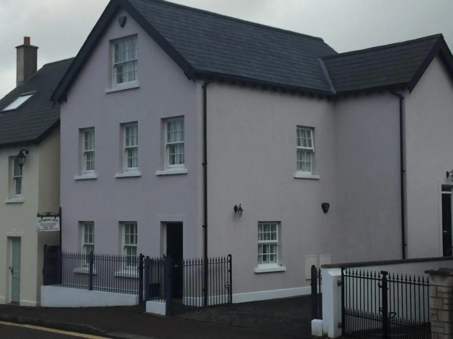 Strandview Ground Floor Beach Apartment