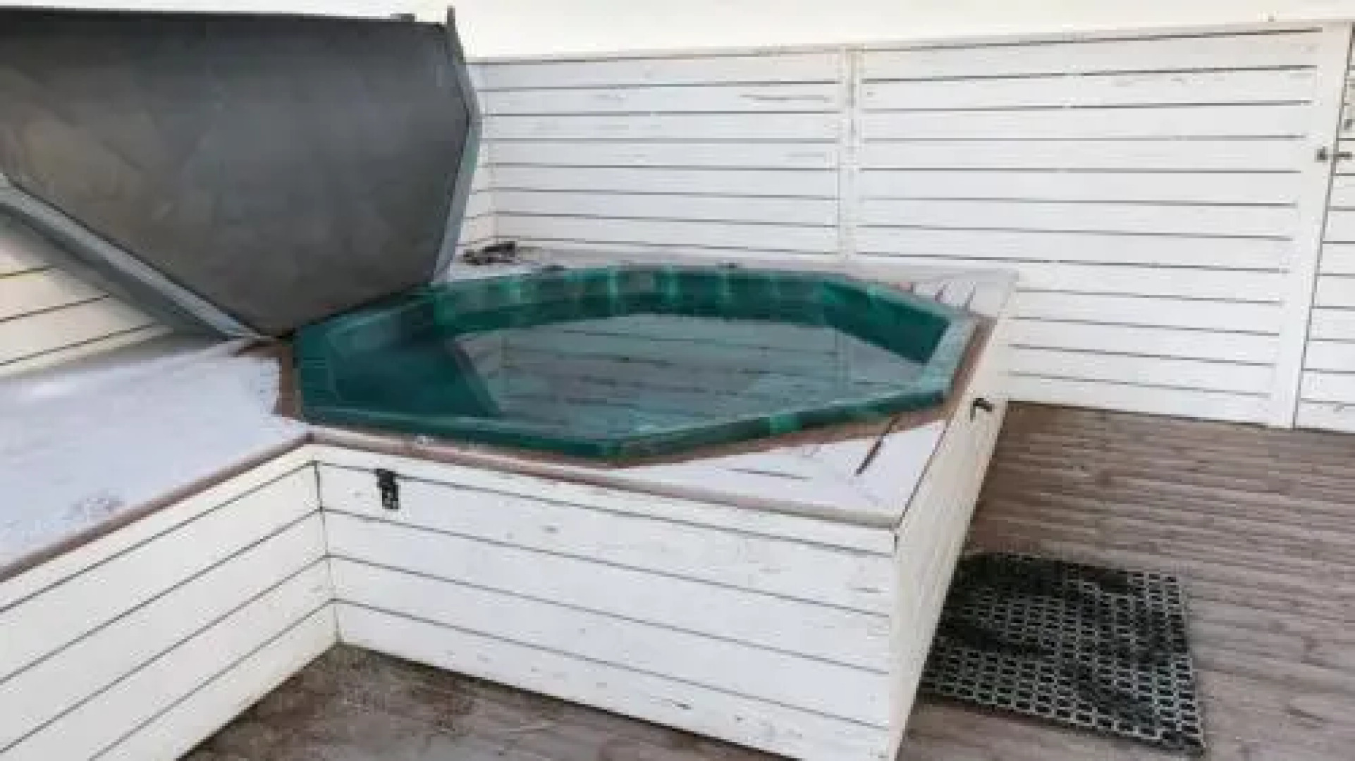 Luxury Villa with River View