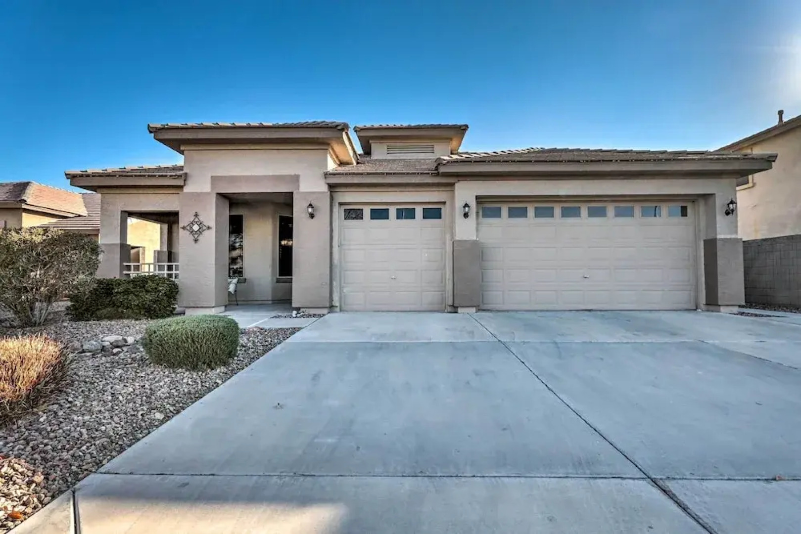 Heated Pool, Gas Grill & Yard: Phoenix Retreat!