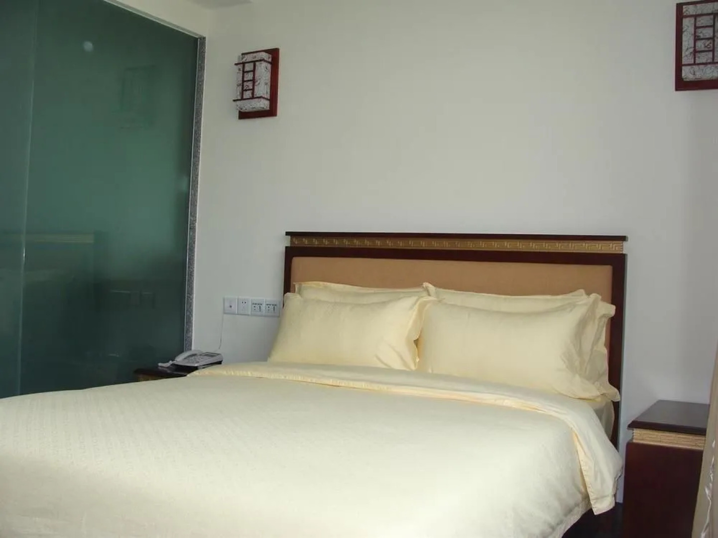 Xiema Jurencun Hotel