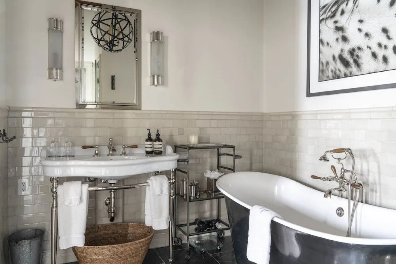 Eleven Scarp Ridge Lodge