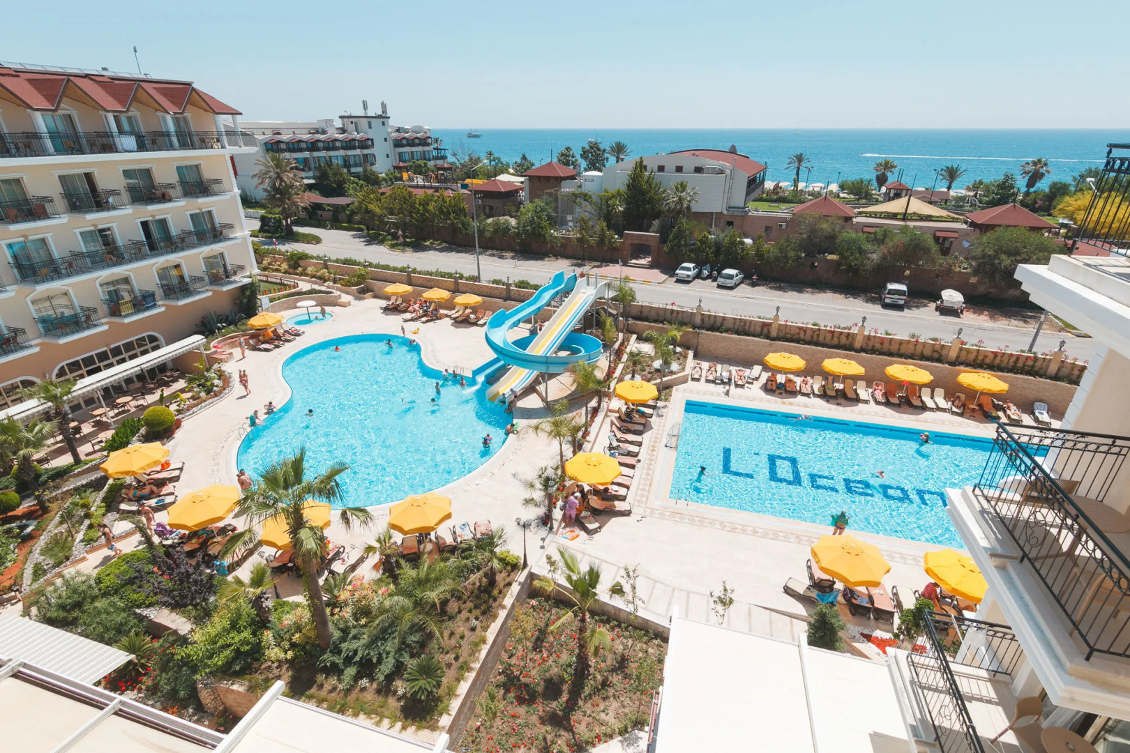 Отель L'Oceanica Beach Resort All Inclusive