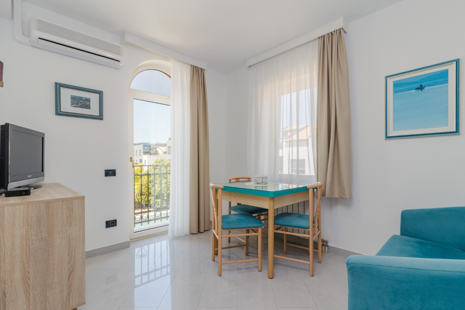 Apartment Fimi- with swimming pool Blue Medulin, Istria