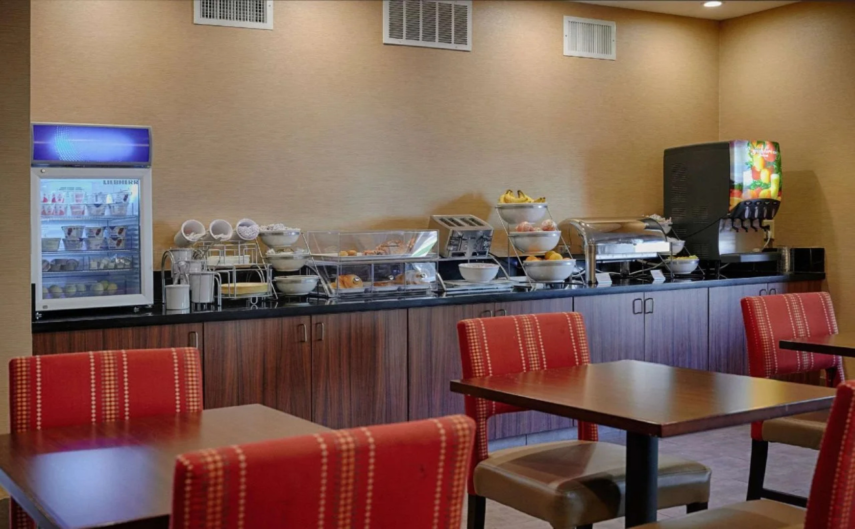 Comfort Inn & Suites North Dallas - Addison