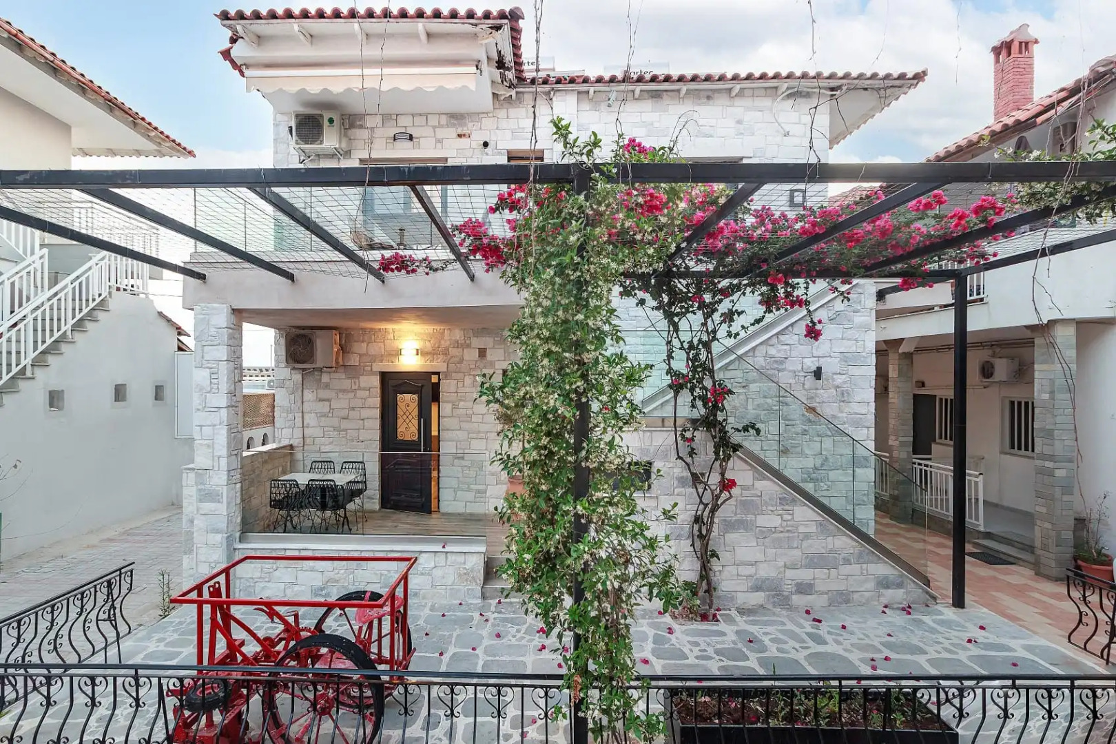 Alkionides Apartments