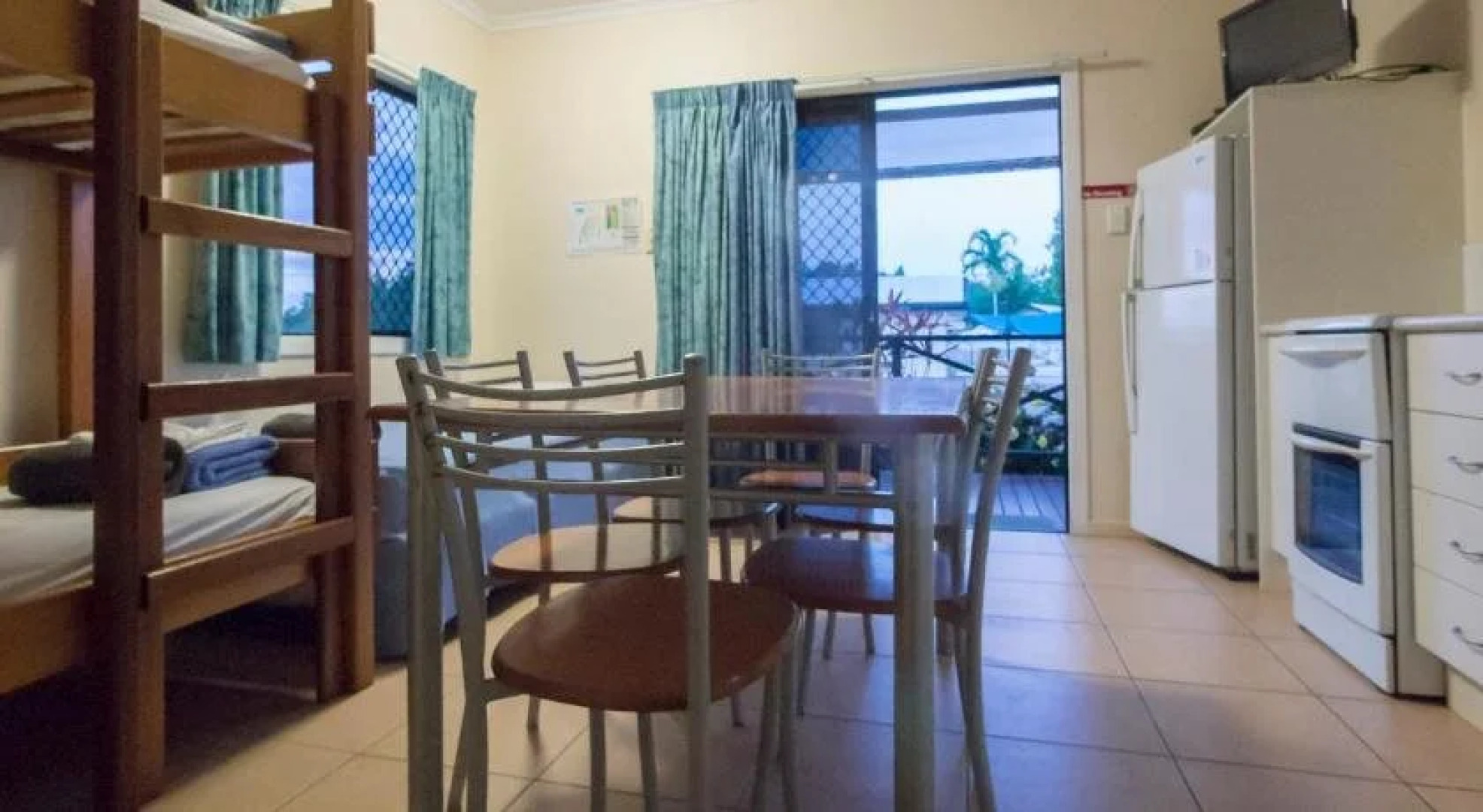 Hinchinbrook Marine Cove Resort