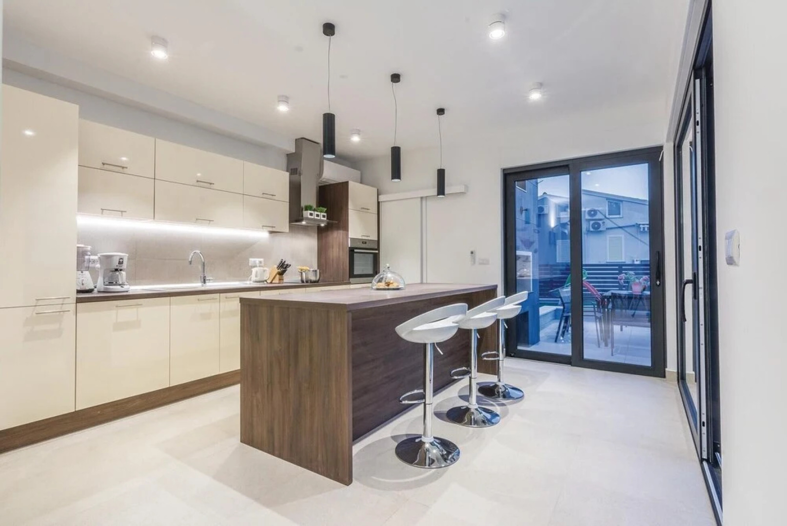 Beautiful Home in Biograd With 5 Bedrooms, Wifi and Outdoor Swimming Pool