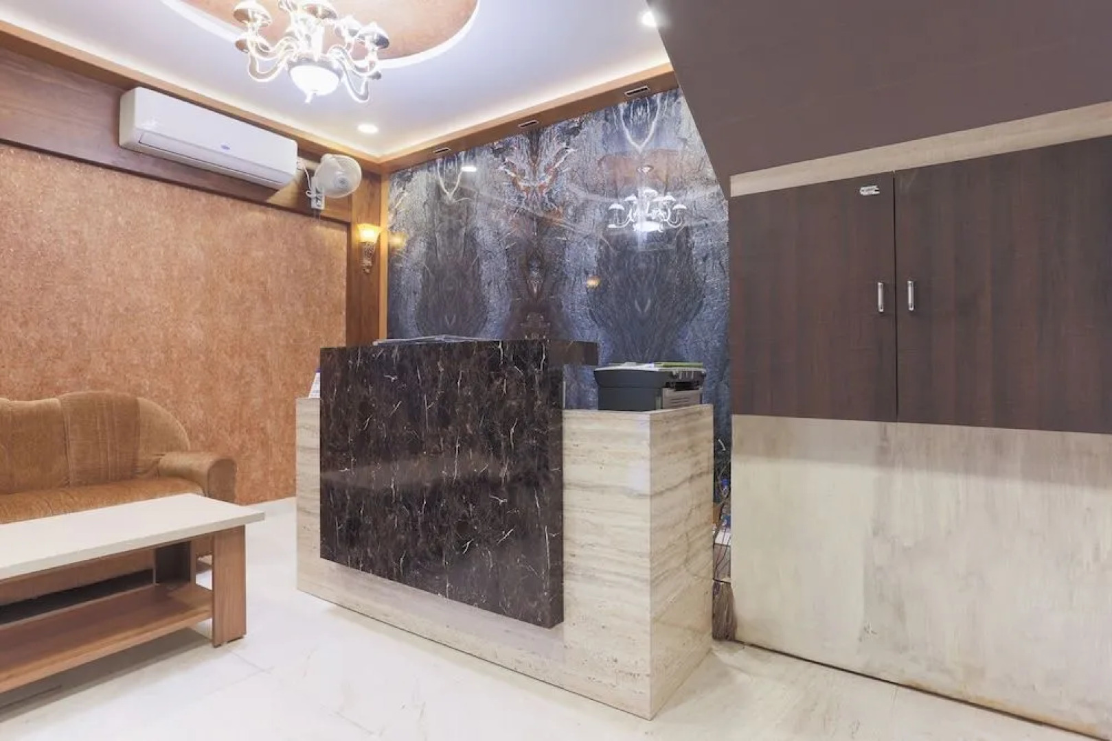 Oyo 47587 Hotel Ganesh Bhawan