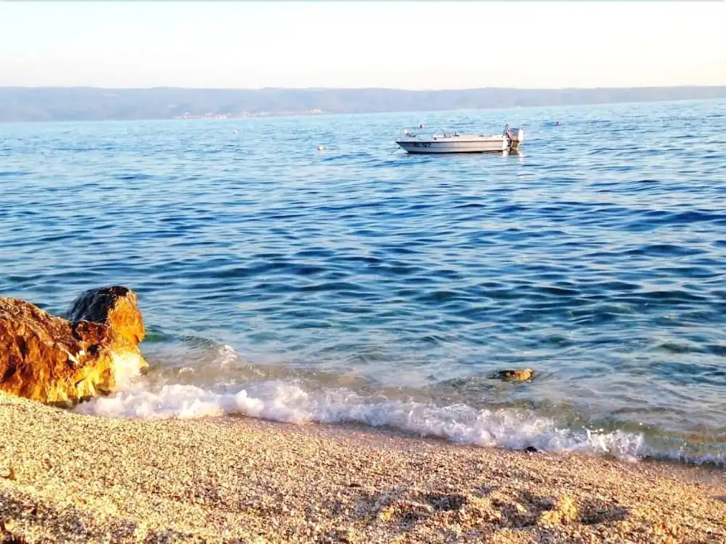 Apartments and Rooms Mladenka