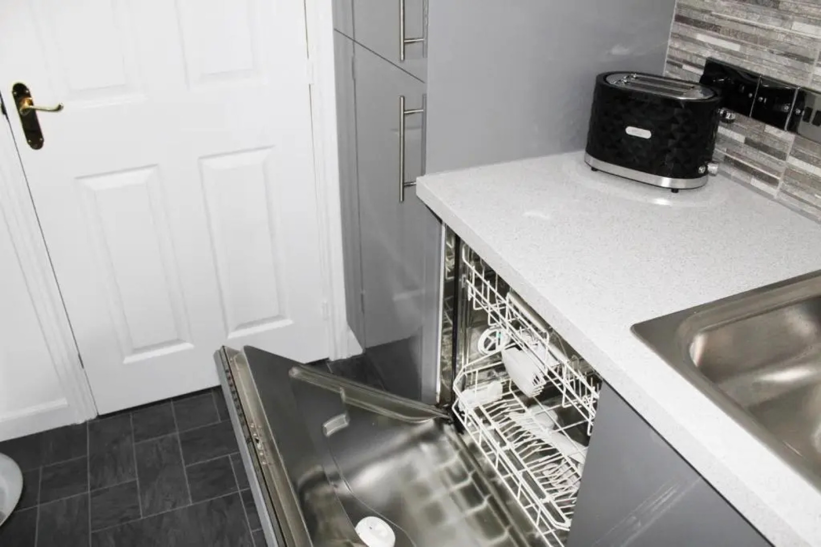 The View Deer Park Luxury Apartment