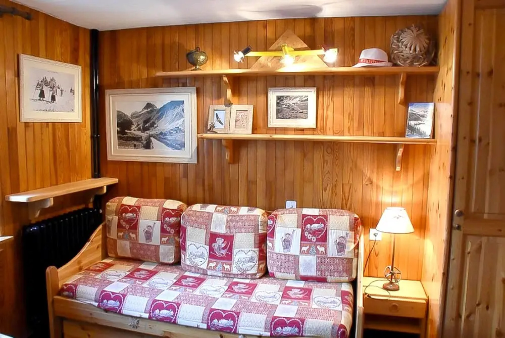 Apartment With one Bedroom in Val-d'isère, With Wonderful Mountain Vie