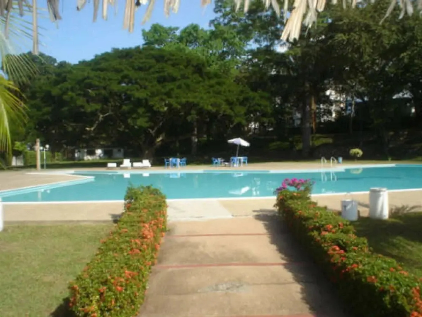 Casa Con Pequeña Piscina Privada