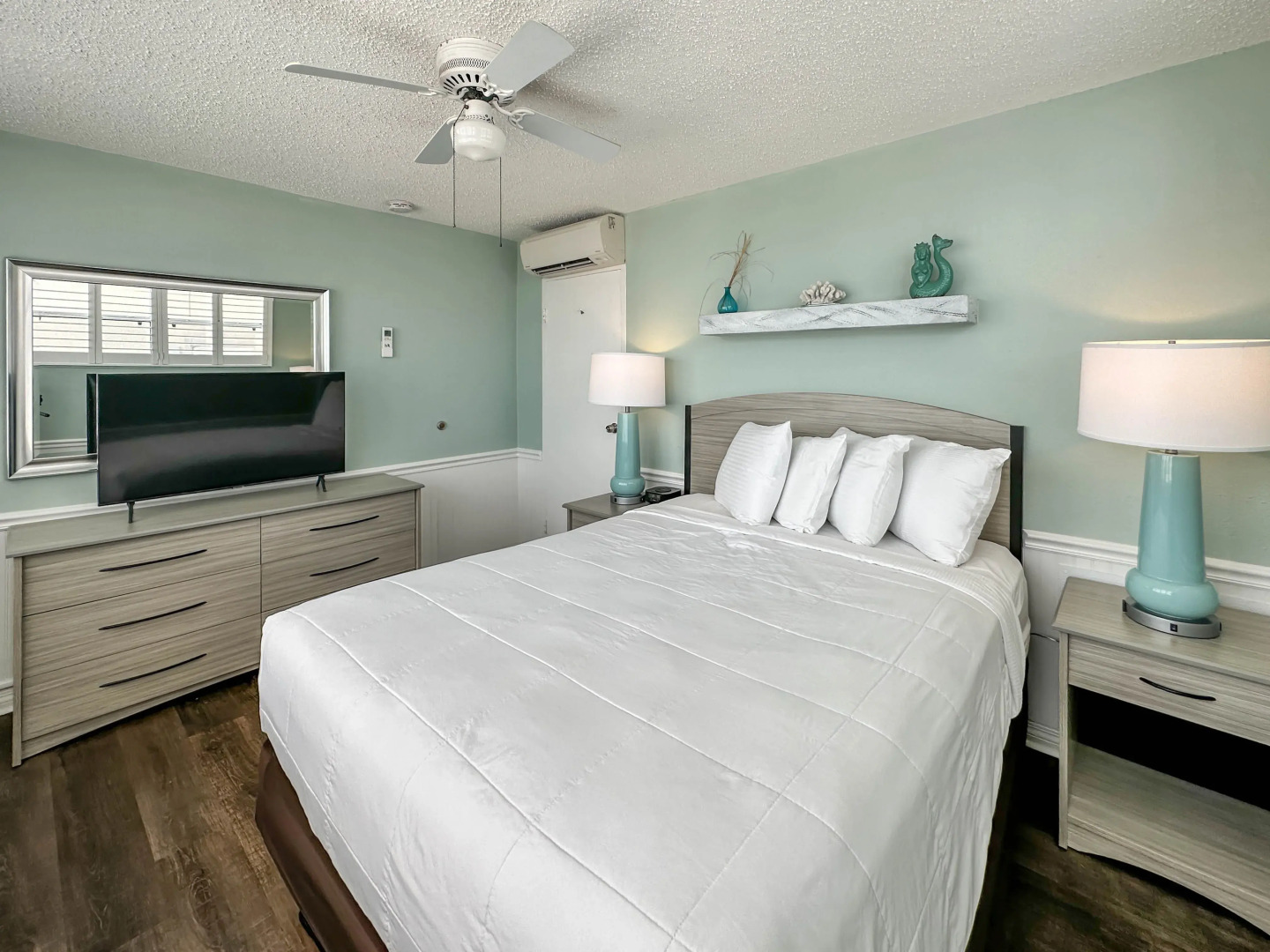 Thunderbird Beach Resort